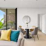 Stunning Waterview 2Bed Apt North Sydney